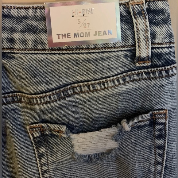 Tinseltown Hi-Rise The Mom Jean Juniors’ Size 5/27 Power Wash. - Picture 5 of 5